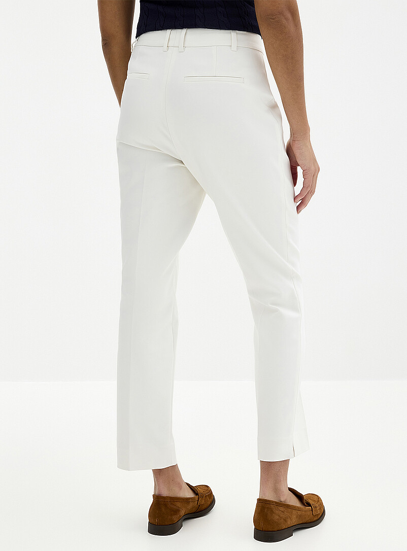Contemporaine: Le pantalon structur&eacute; poches passepoil&eacute;es <b>Coupe : jambe ajust&eacute;e, taille haute</b> Bleu marine - Bleu nuit pour femme