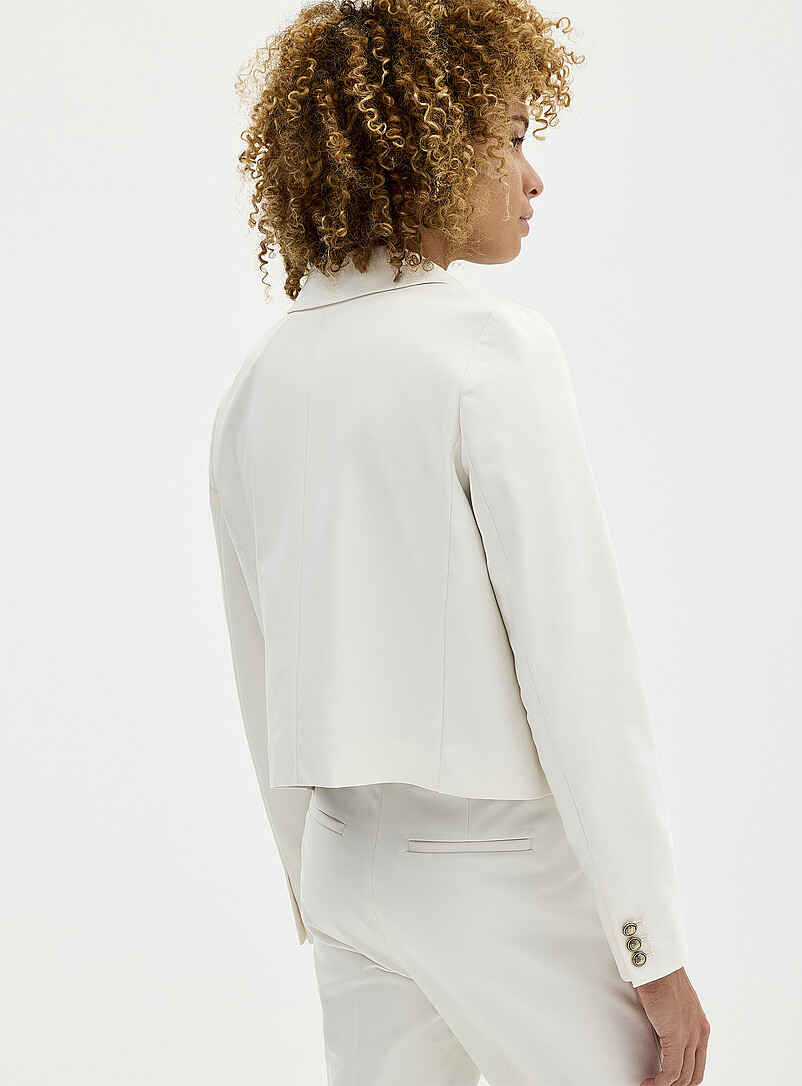 Contemporaine: Le veston col chemise boutons armoiries Rouge pour femme