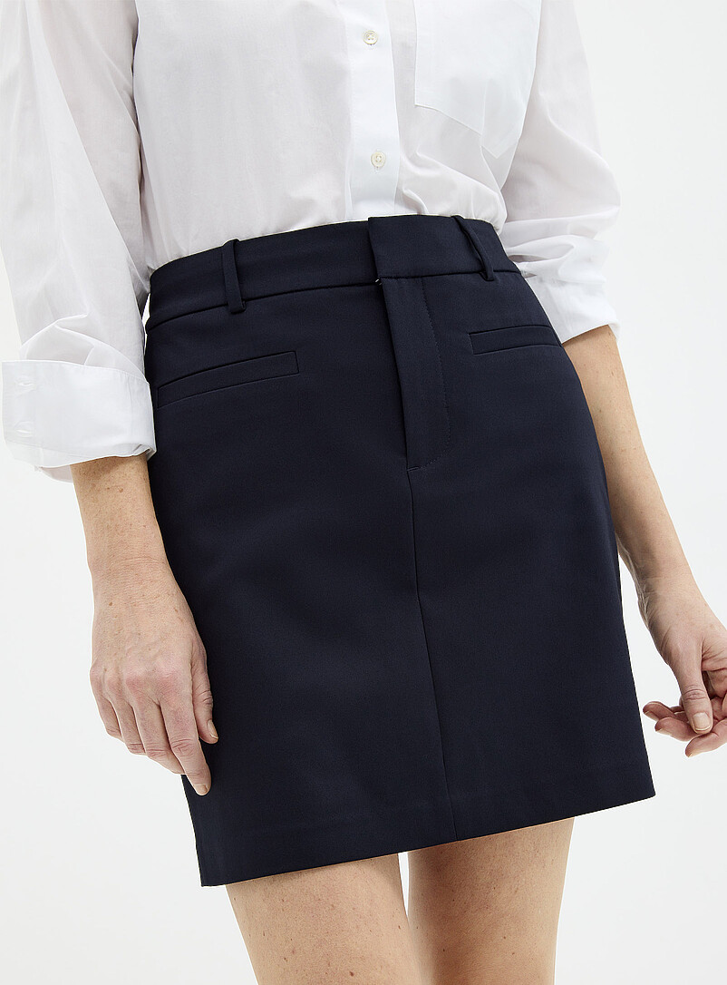 Contemporaine Red Piped pockets structured skort for women