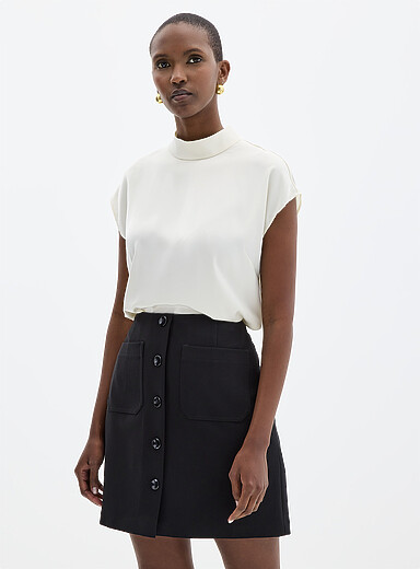 Soft piqué-textured buttoned skirt | Contemporaine | Shop Mini