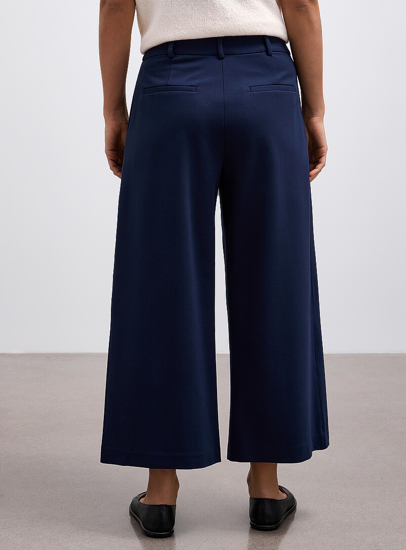 Contemporaine Black Cropped ponte pant <b>Fit: Wide leg, high rise</b> for women
