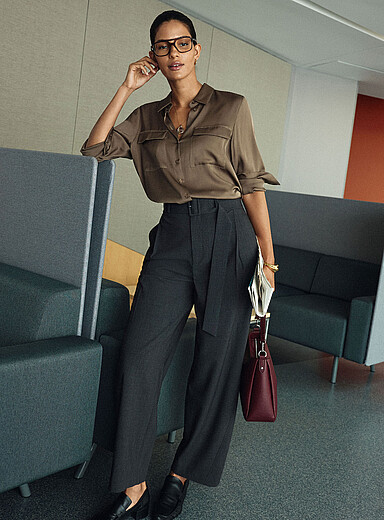 Stretch barrel-leg dress pant <b>Fit: Barrel leg, high rise</b>