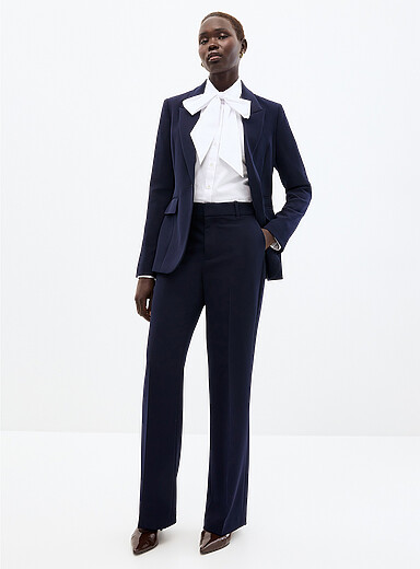 Stretch crepe pant <b>Fit: Semi-flared leg, mid rise</b>