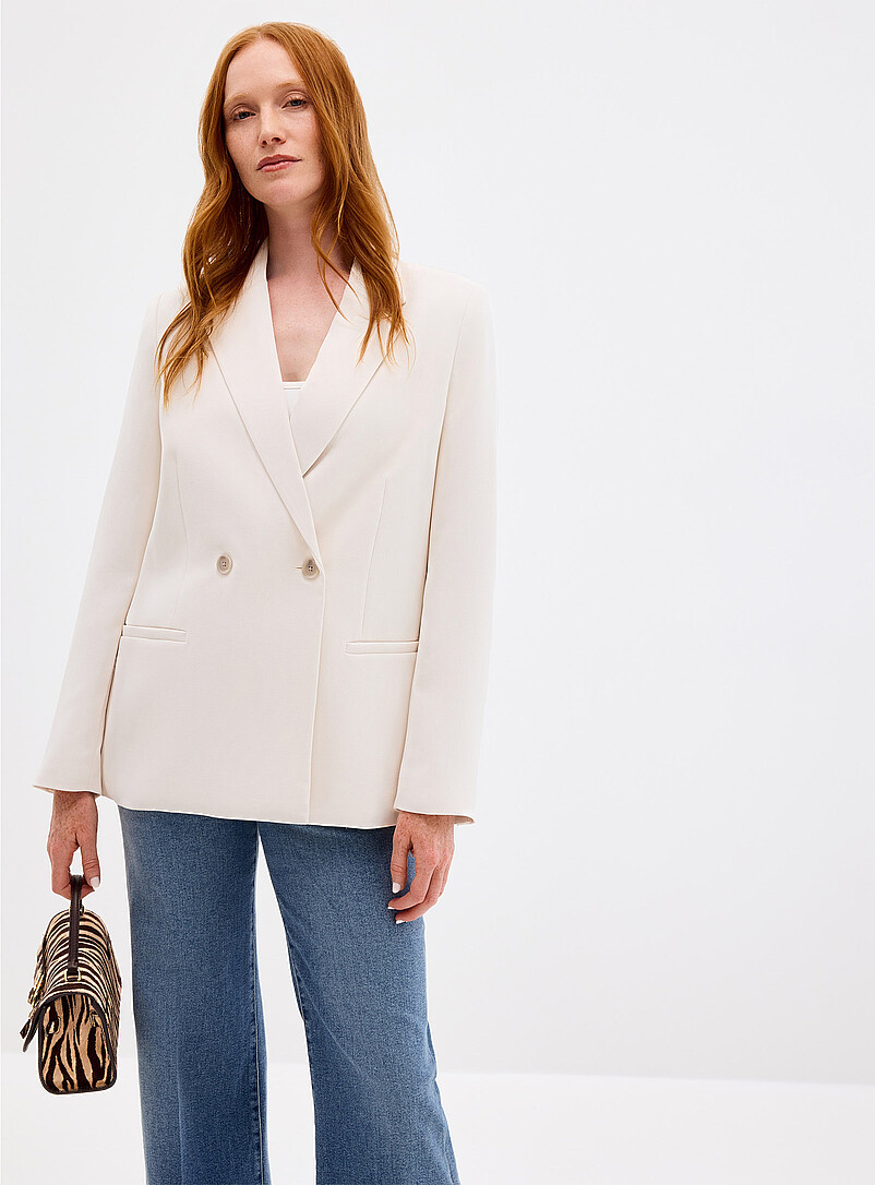 Contemporaine: Le veston cr&ecirc;pe textur&eacute; double boutonnage Brun noisette pour femme