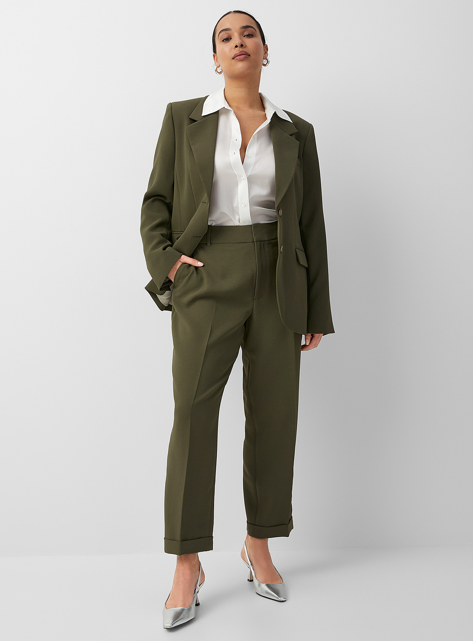 Contemporaine Cuffed Textured Crepe Pant In Mossy Green
