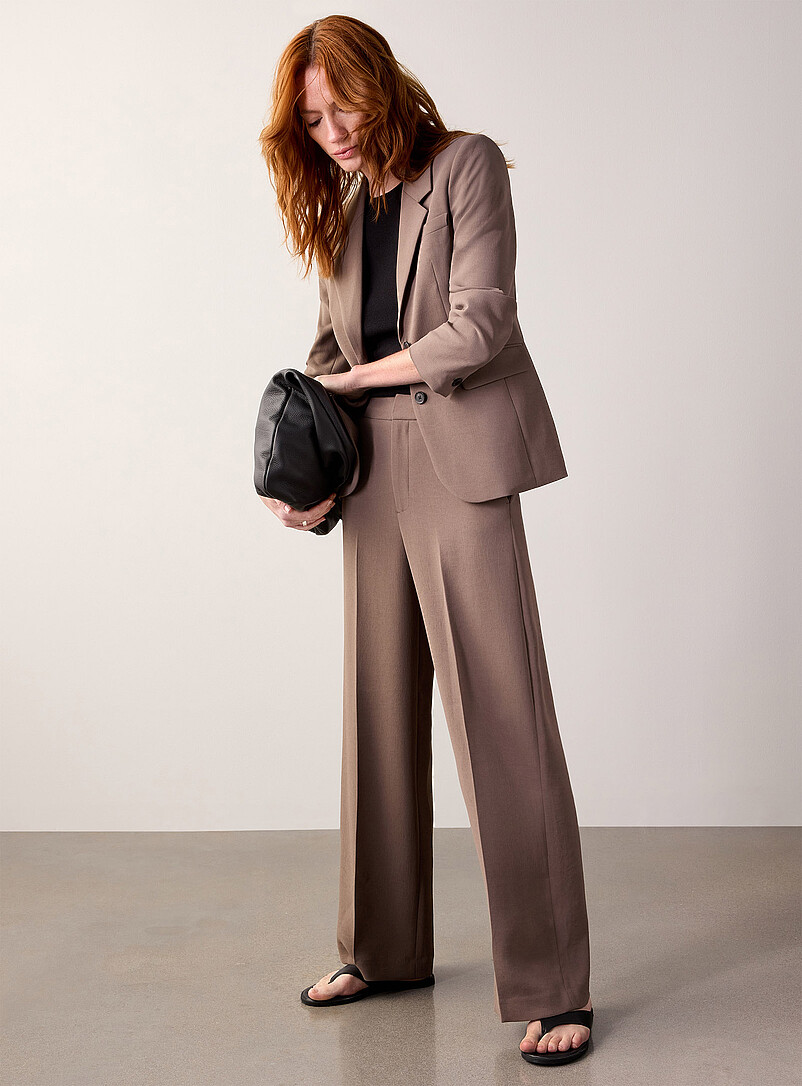 Moderne textured crepe pant Fit: Wide leg, high rise product image (primary)