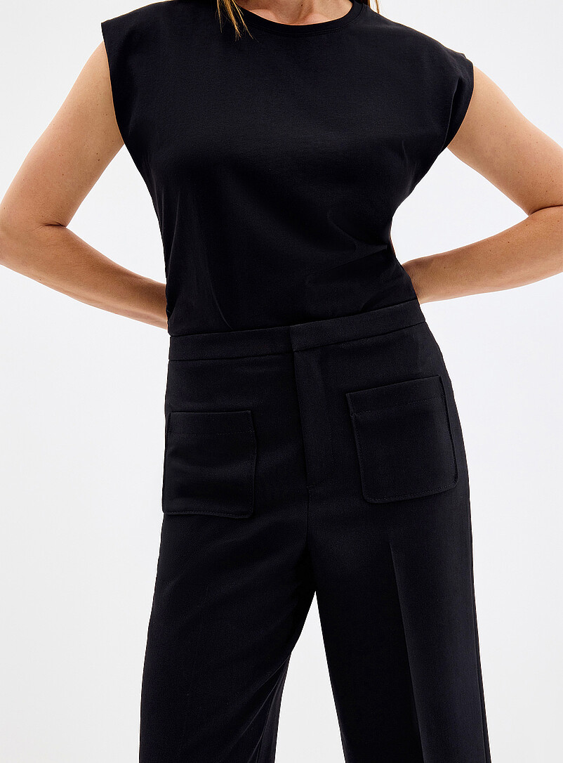 Patch pockets pant Fit: Wide leg, high rise product image 2