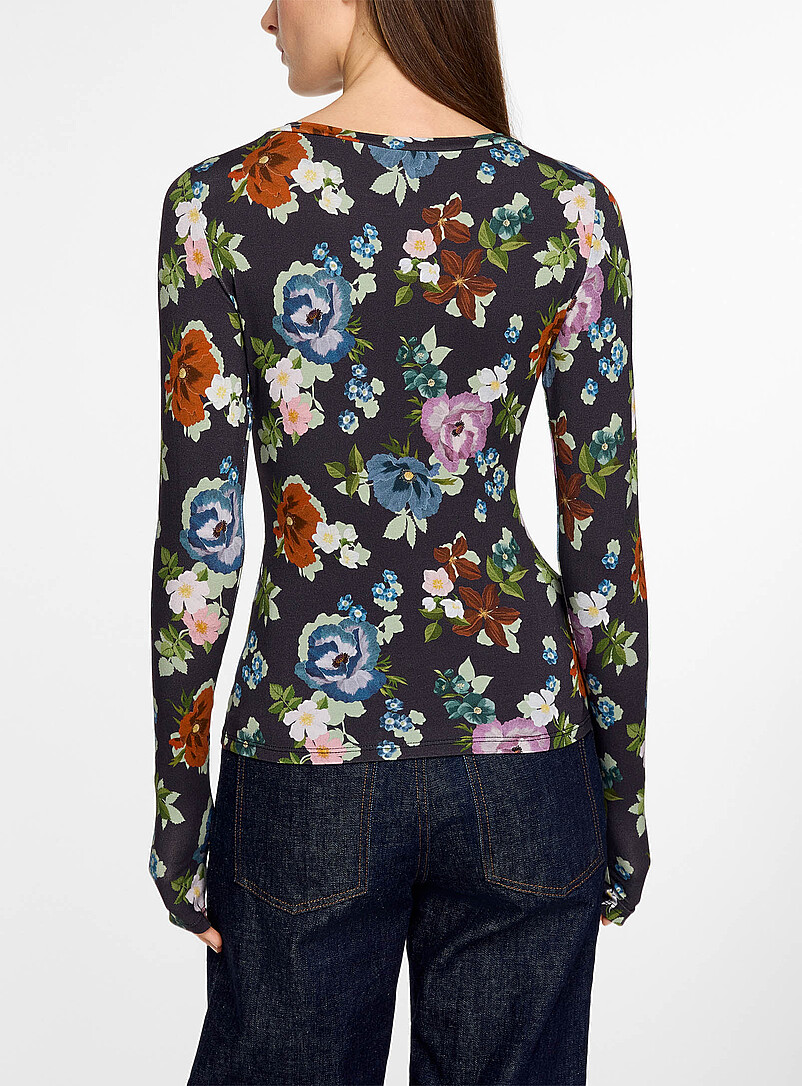Fitted floral T-shirt product image 2