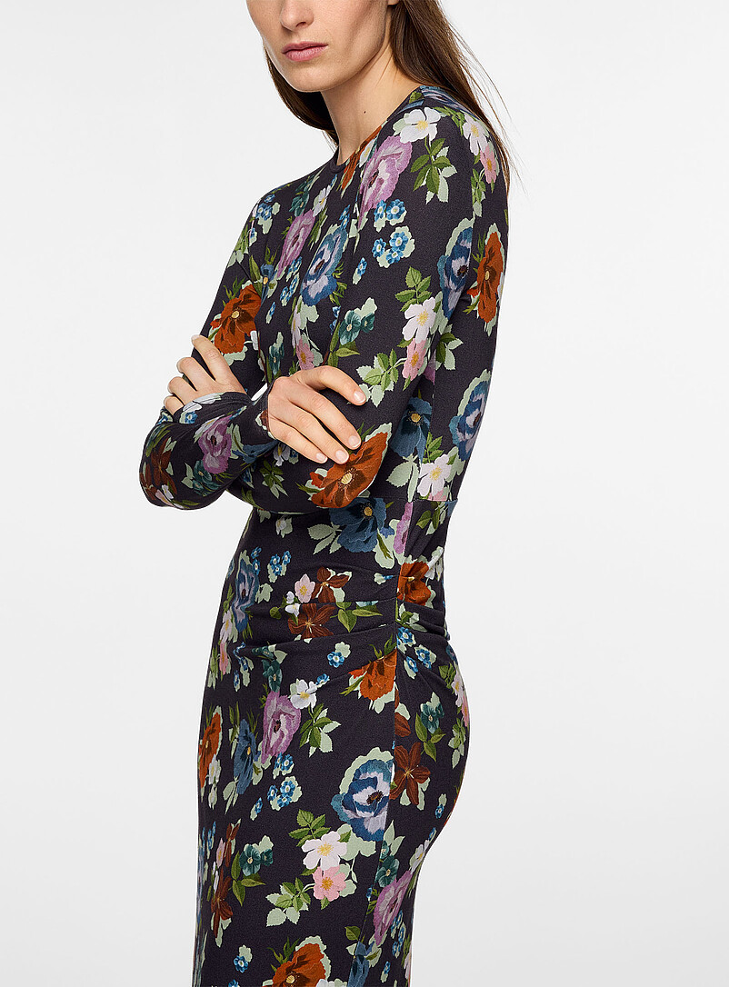 Side pleats floral dress product image 2