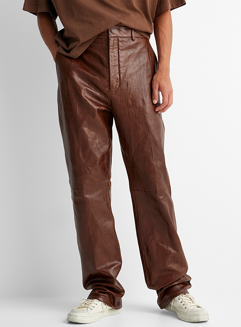 Acne Studios: Le pantalon cuir caramel Brun pour homme