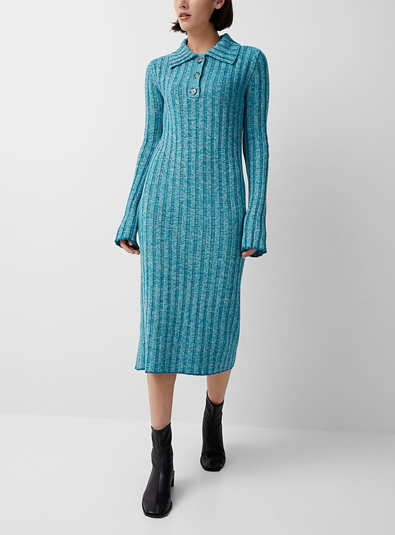 Acne Studios: La robe pull côtelée Bleu pour femme