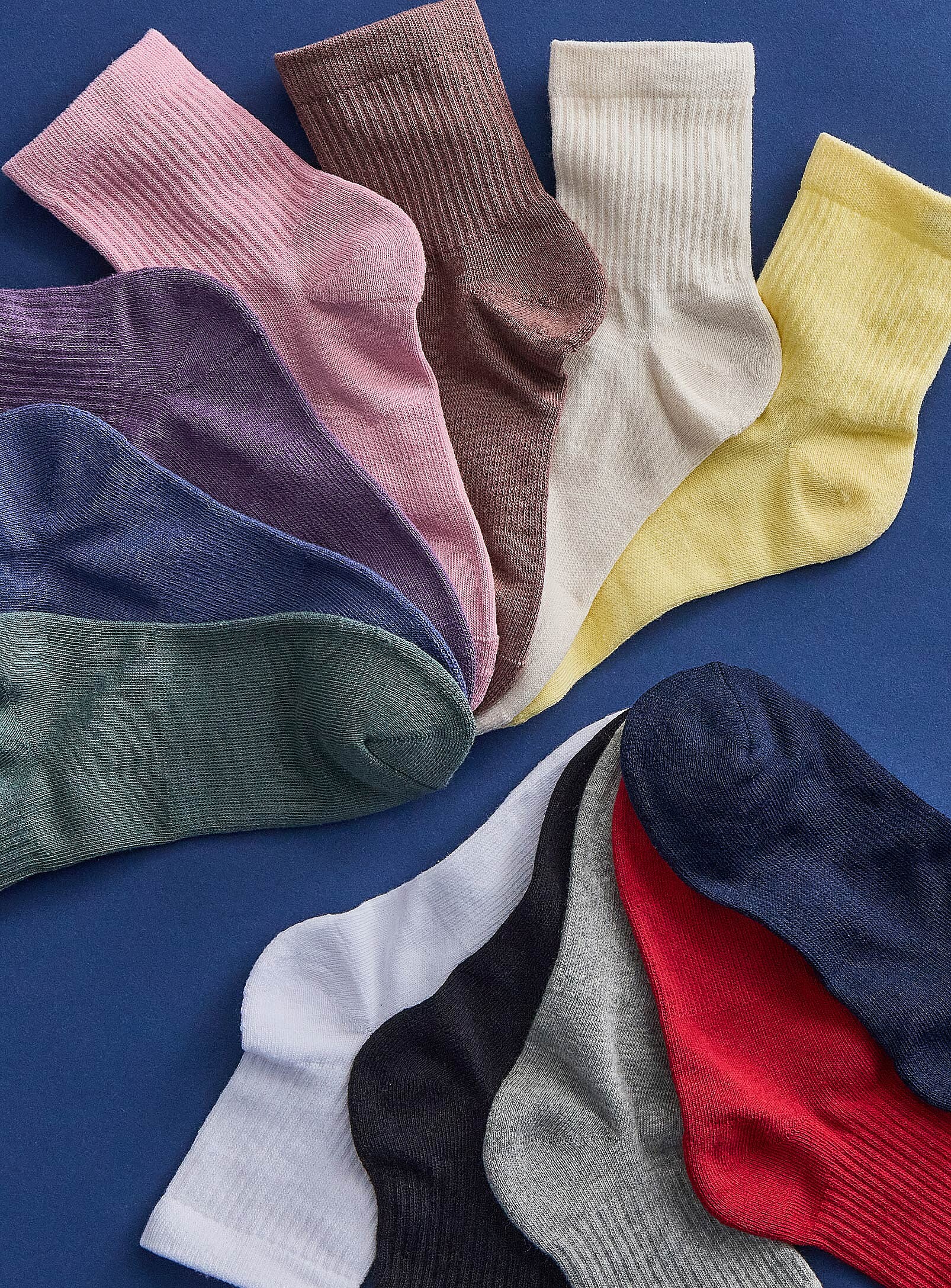 Simon's Ankle Socks In Solid Colours In Pink
