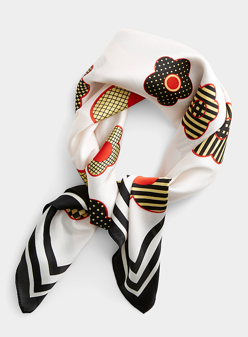 Simons Patterned White Playful flower scarf for women