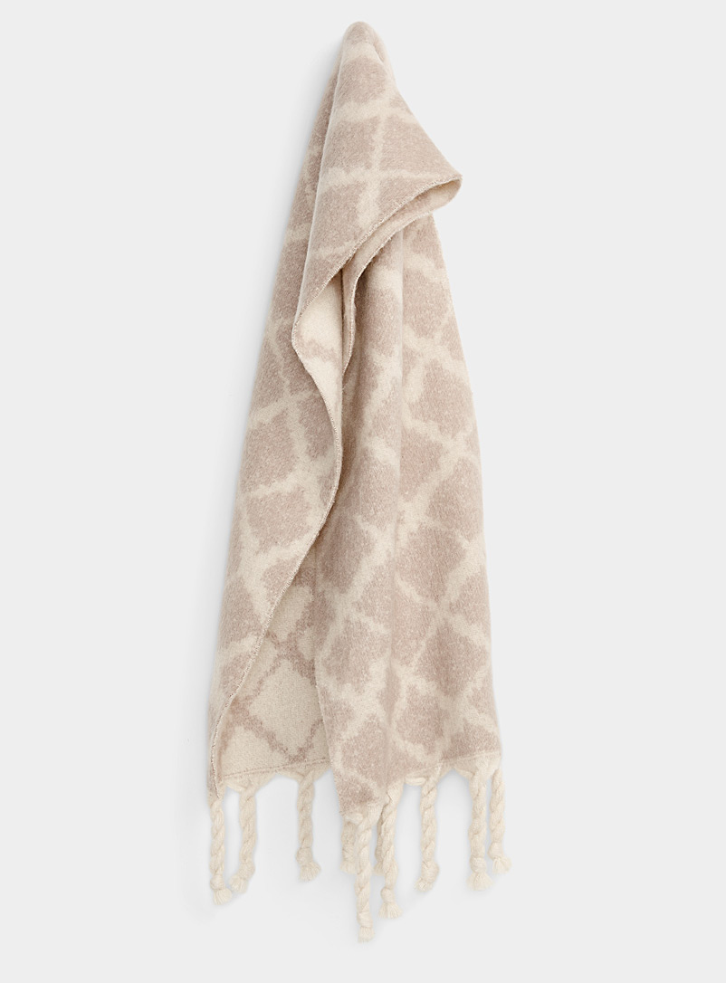 Simons Ivory White Contrast trellis scarf for women