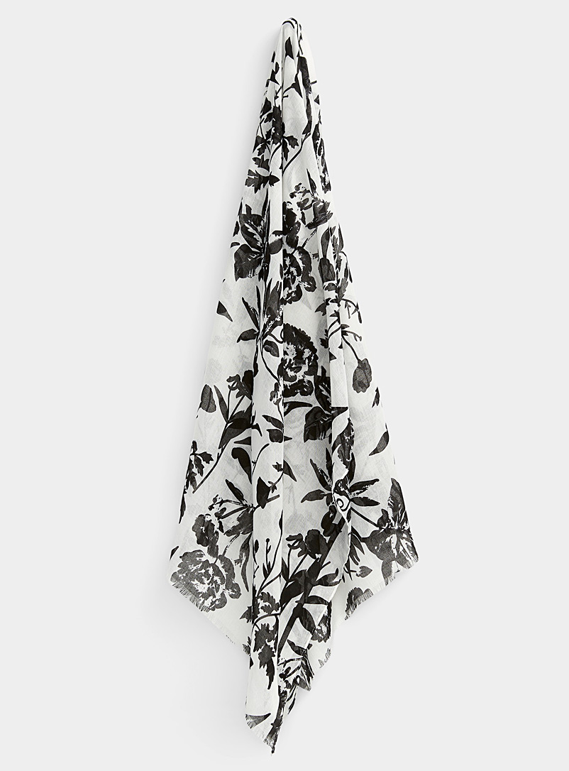 Simons Patterned Black Contrast vegetation lightweight scarf for women