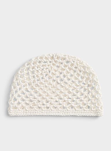 La tuque ajour&eacute;e effet crochet