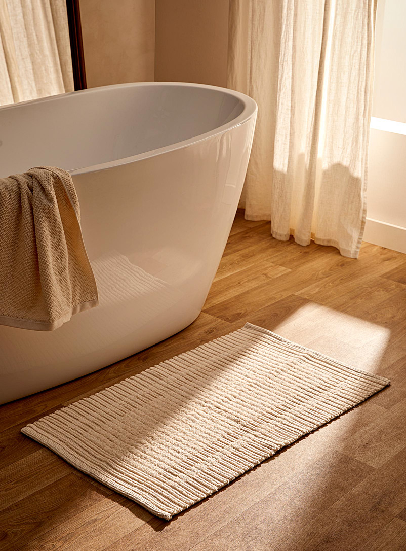 Simons Maison: Le tapis de bain coton recyclé bandes texturées 50 x 80 cm Ivoire blanc os