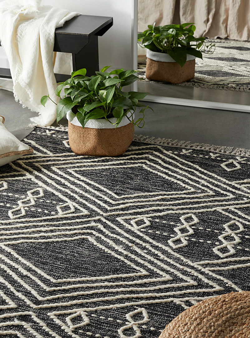 Simons Maison: Le tapis losanges de laine 120 x 180 cm Blanc et noir