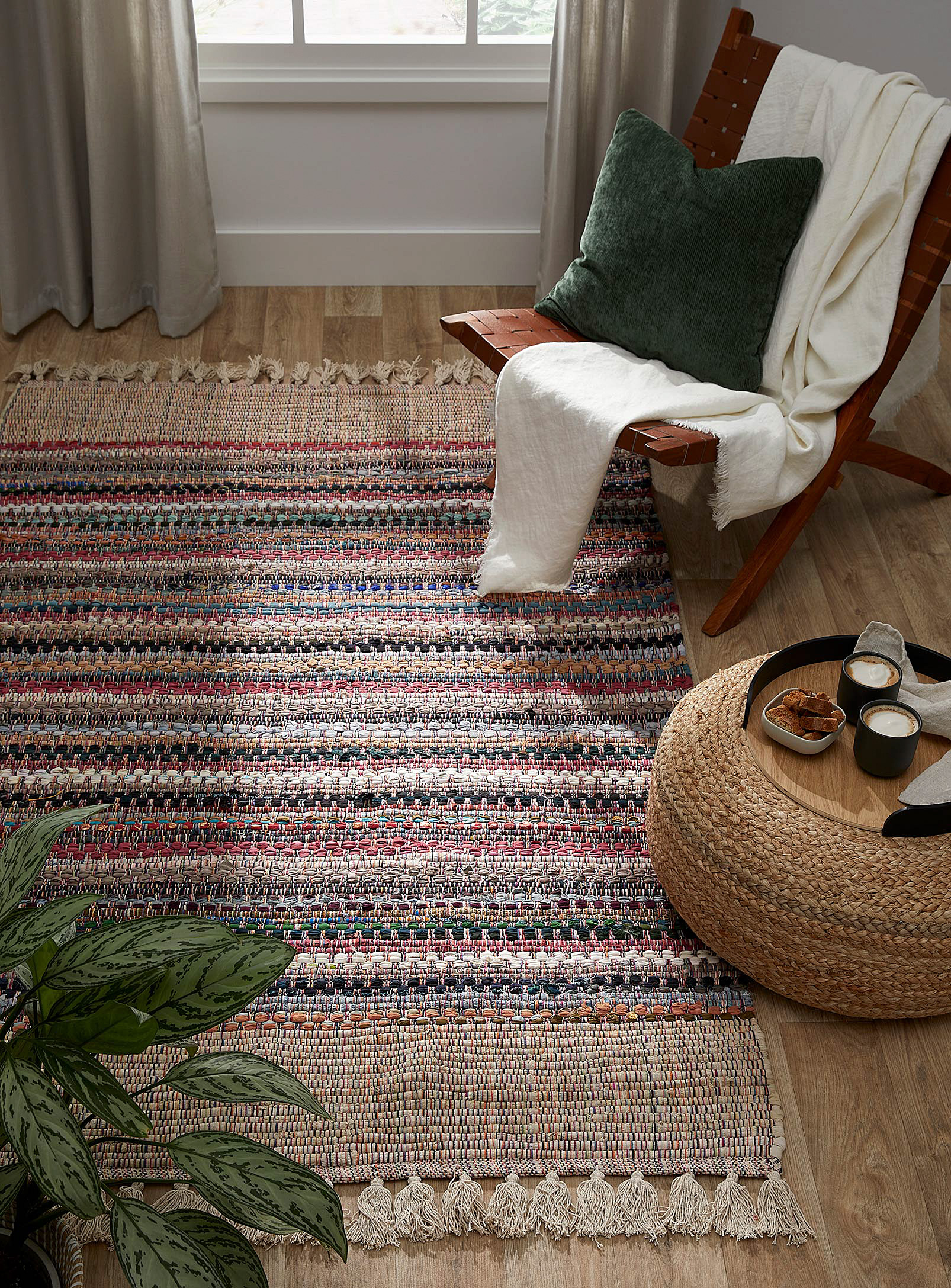 Braided wool rug 120 x 180 cm