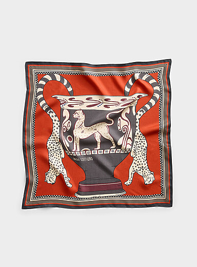 Le petit foulard vase et l&eacute;opards pure soie