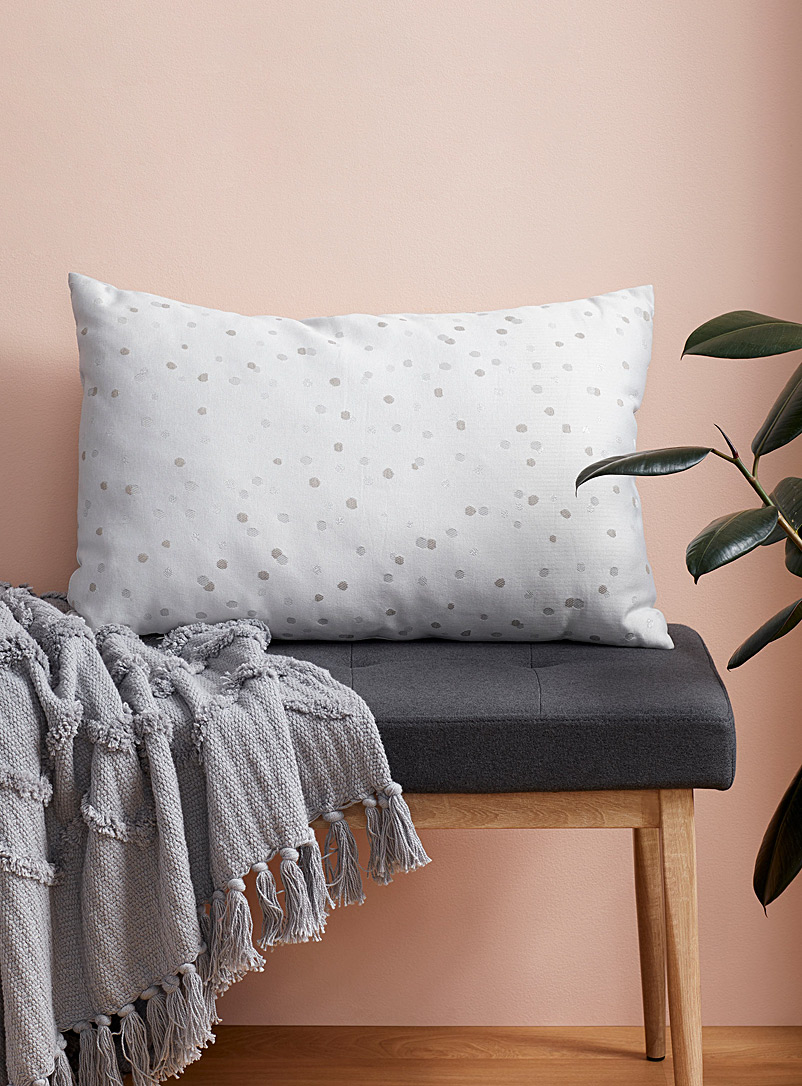 Cushions & Throw Pillows | Home Decor | Simons Canada