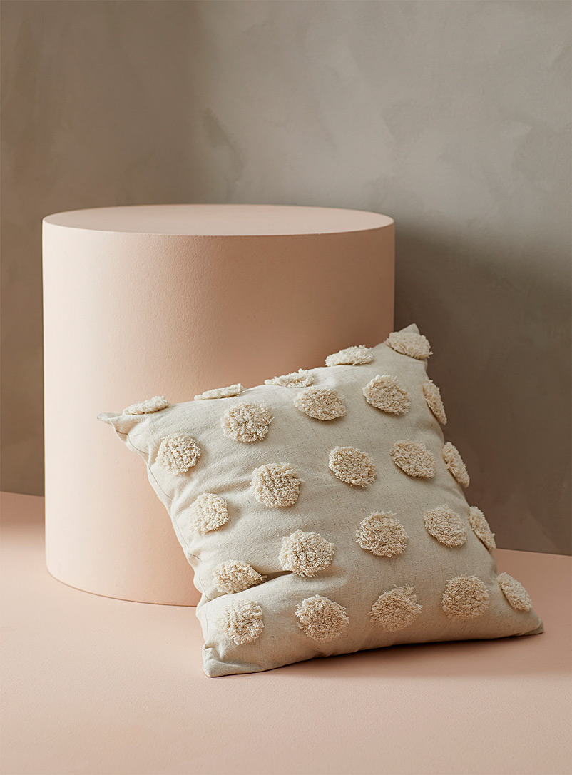 Simons Maison Ecru/Linen Tufted dot cushion 45 x 45 cm