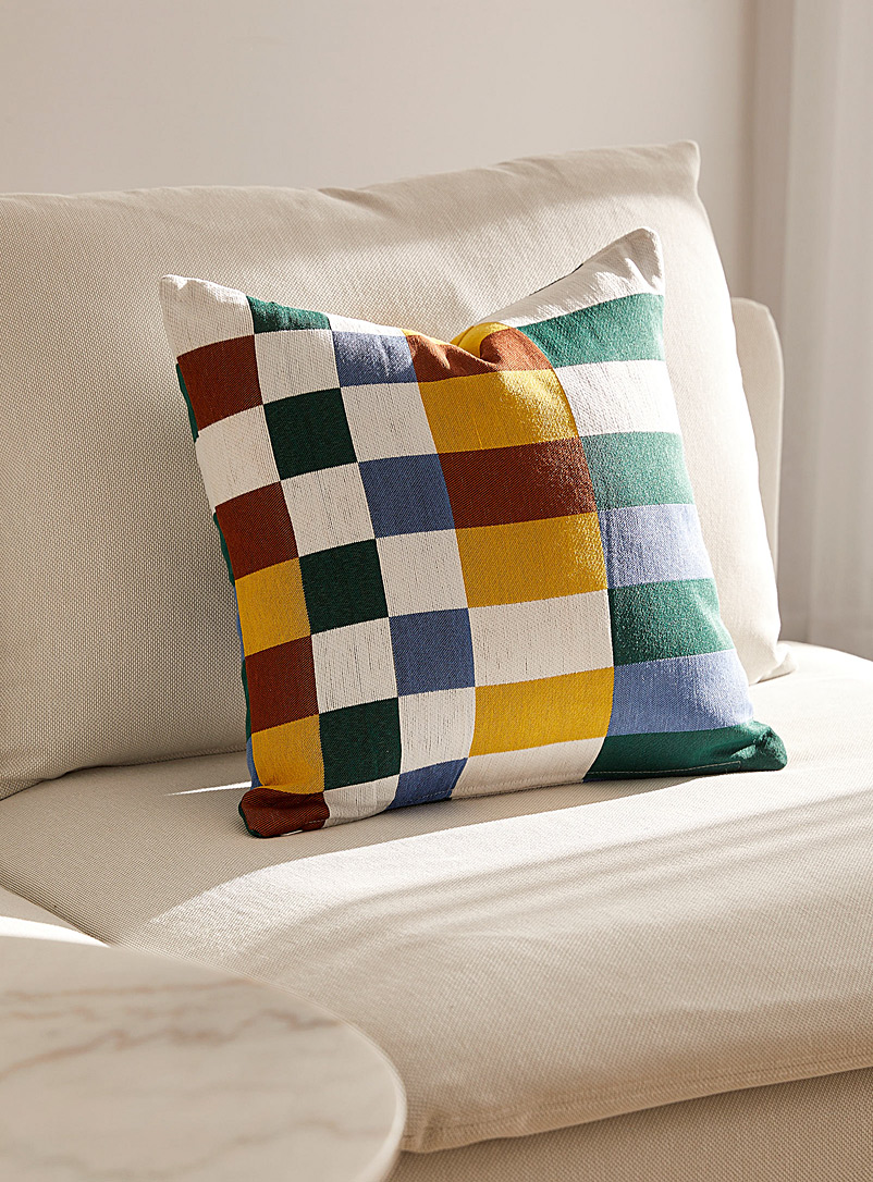 Retro blocks cushion 45 x 45 cm | Simons Maison | Cushions & Throw ...