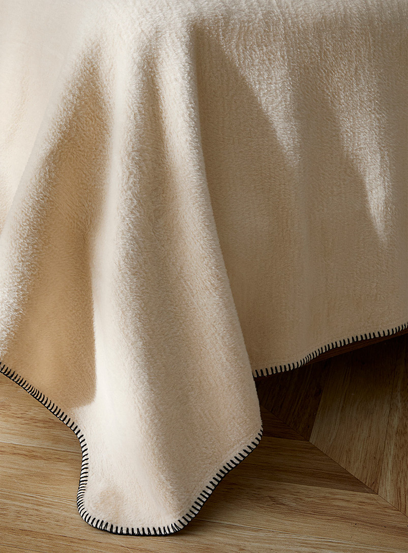 Organic cotton plush blanket product image 2