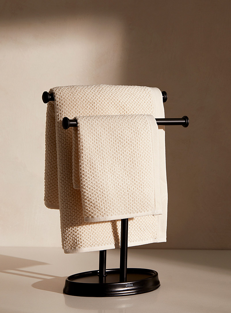 Umbra Assorted Black double towel holder