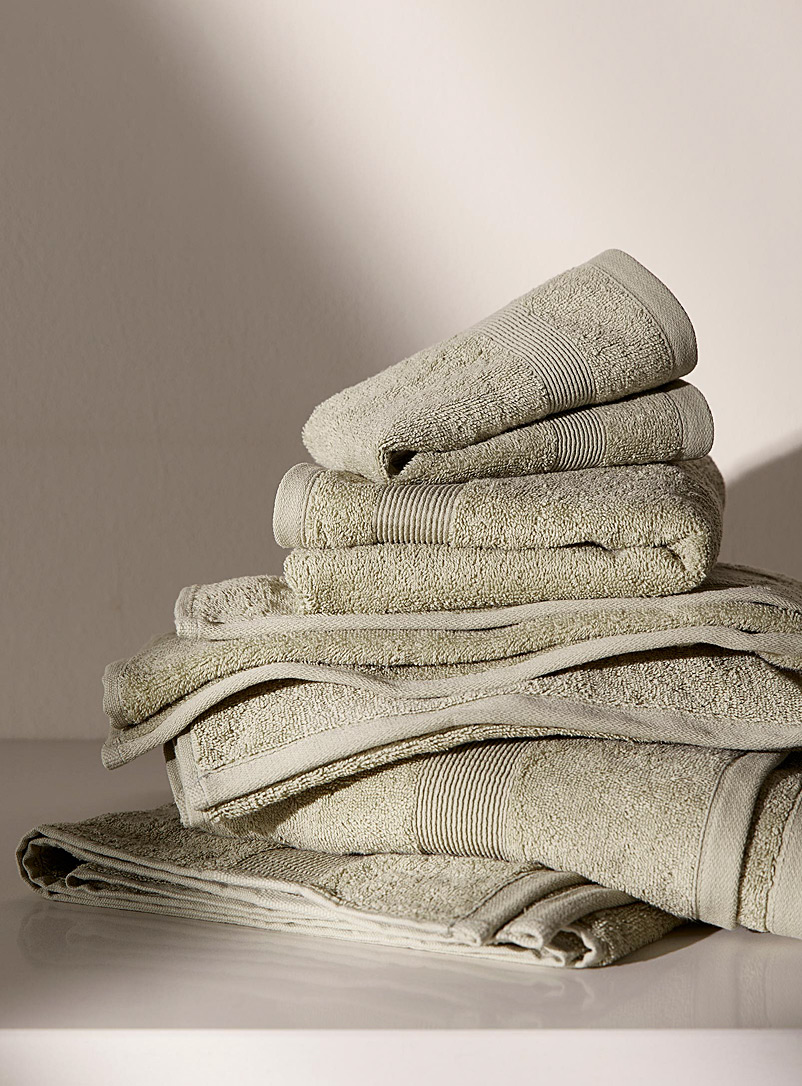 Simons Maison Green Grooved border Turkish cotton towels