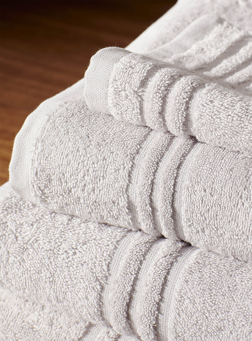 Simons Maison Pearl grey Organic Turkish cotton towels Soft and resistant, dry quickly