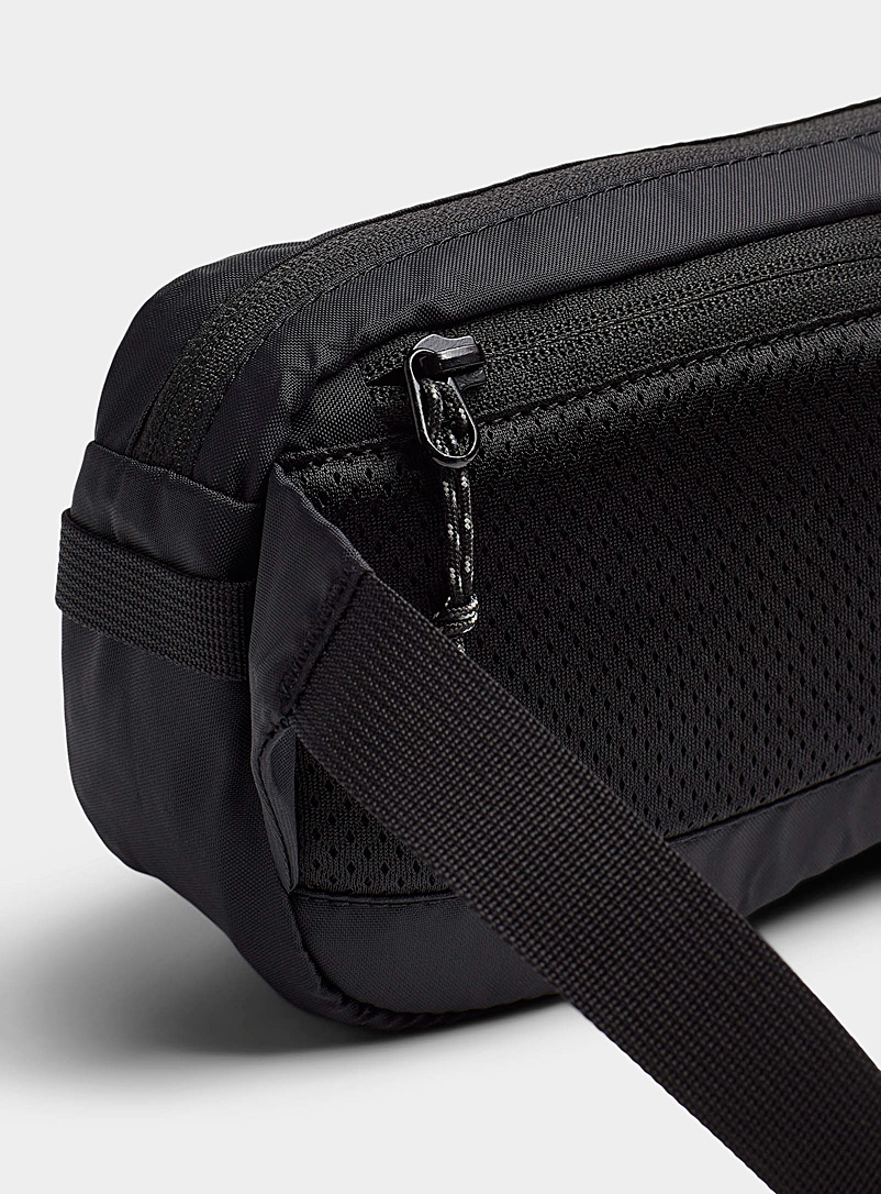 Fj&auml;llr&auml;ven: Le sac banane High Coast Vert fonc&eacute; - Mousse pour homme