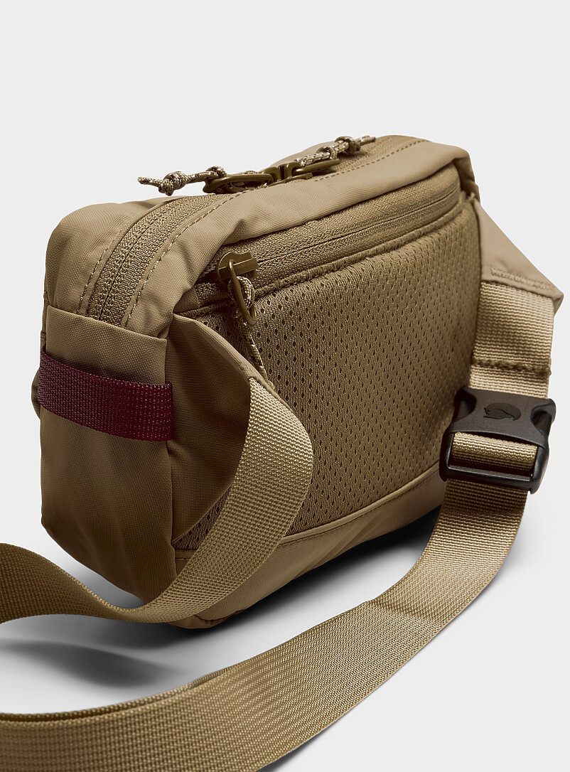 Fj&auml;llr&auml;ven: Le sac banane High Coast Vert fonc&eacute; - Mousse pour homme
