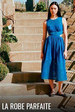La robe bleue cercles brodés par Self-Portrait pour femme chez Édito Simons
