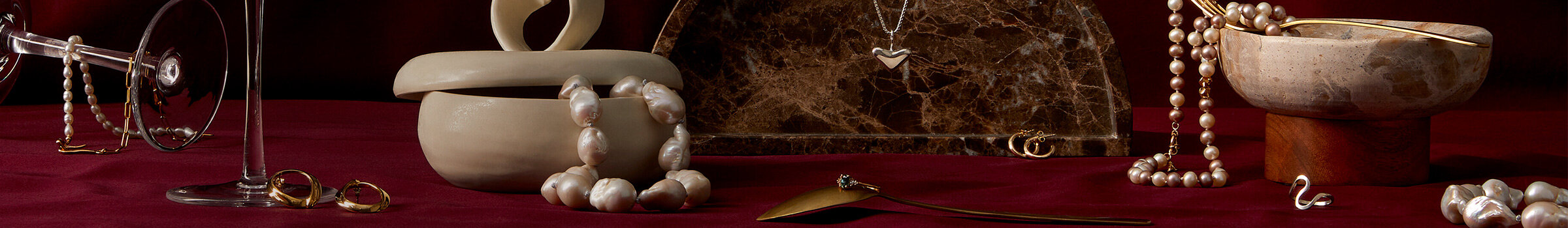 Jewellery at Fabrique 1840