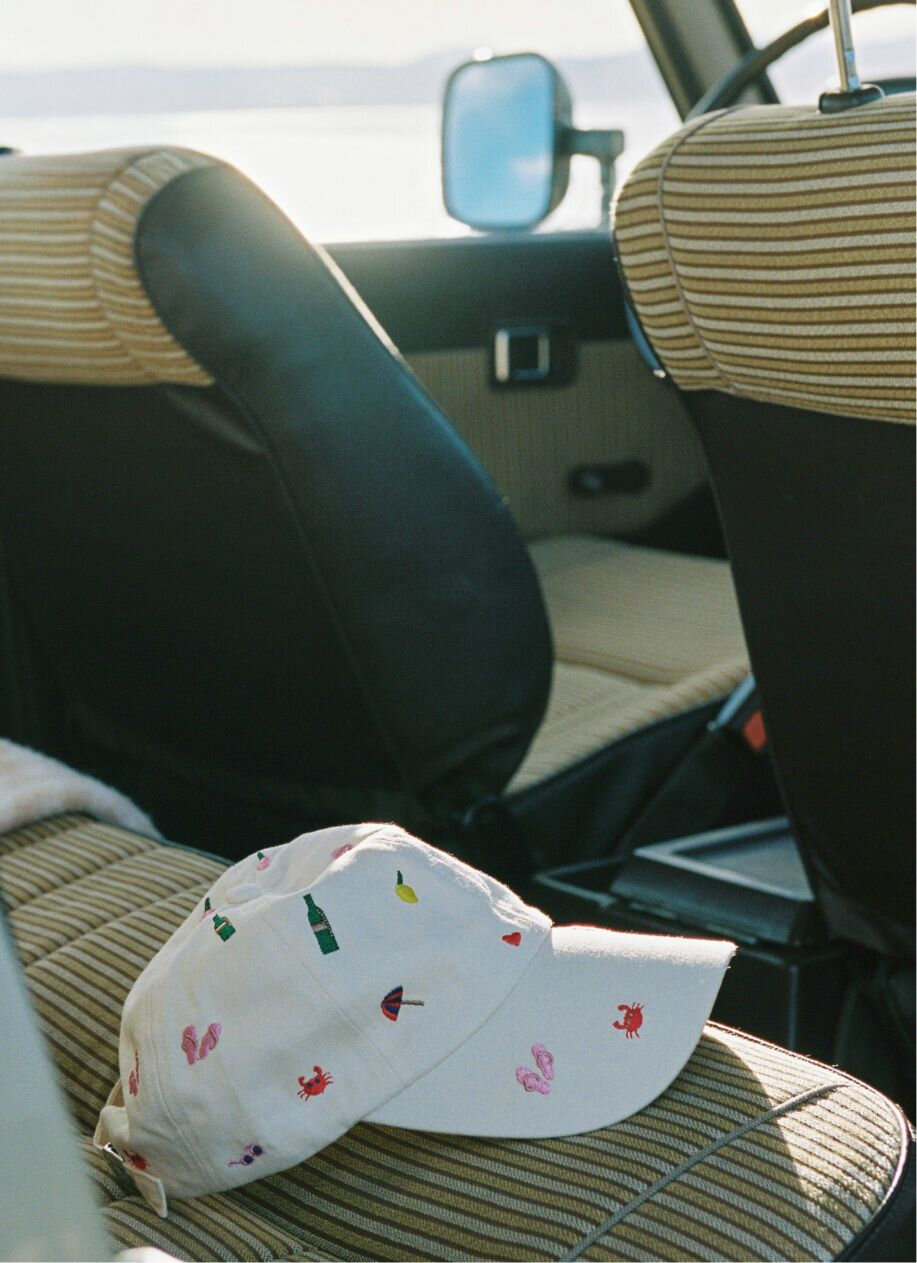 Summery embroidery cap