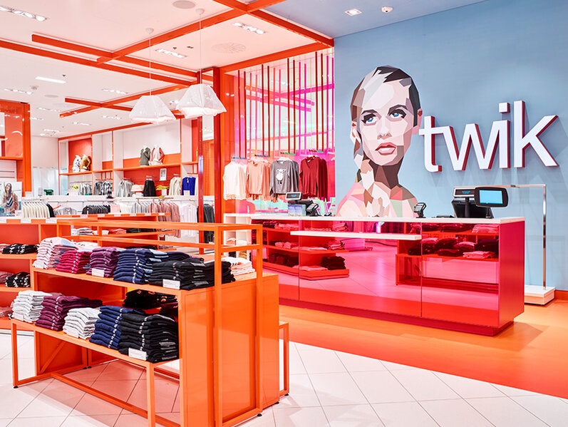 Twik department in store
