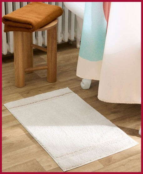 Tous nos tapis de bain chez Simons Maison