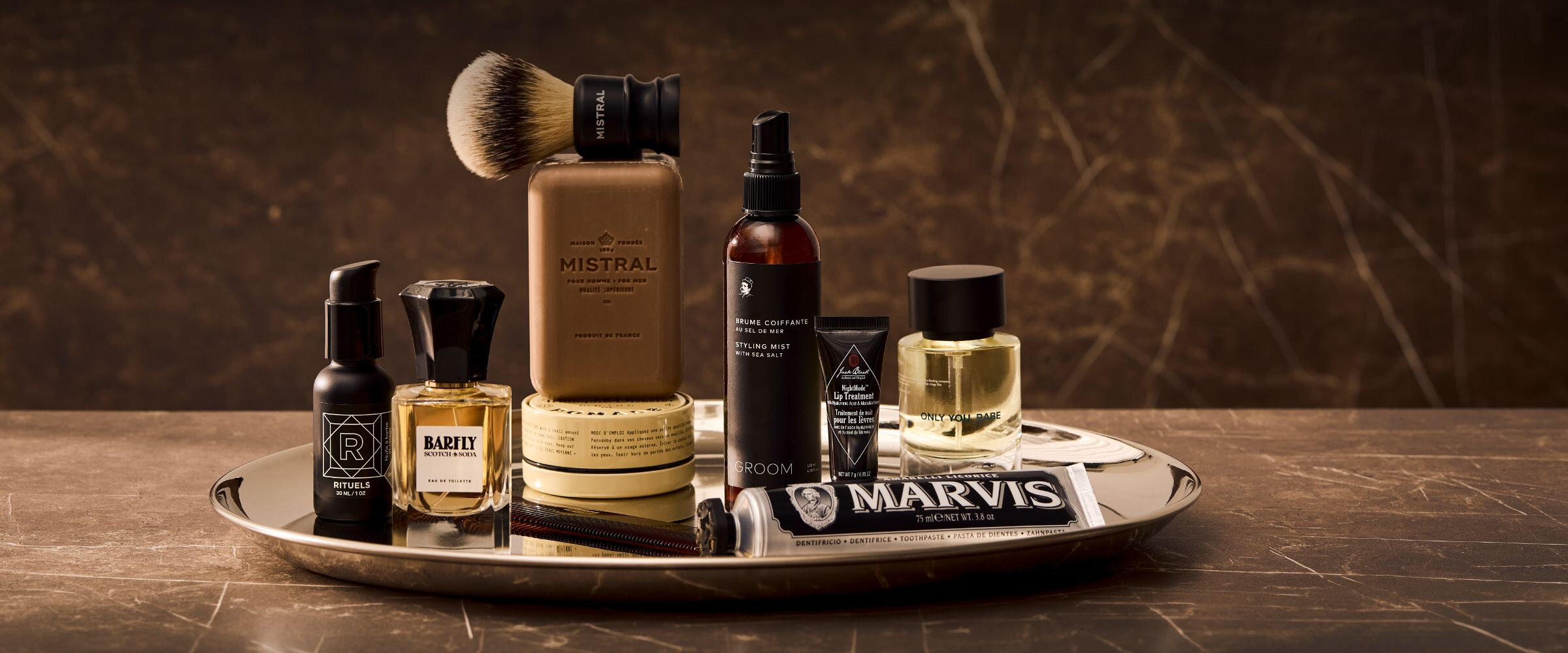Assortiment de produits de soins pour homme chez Rituels