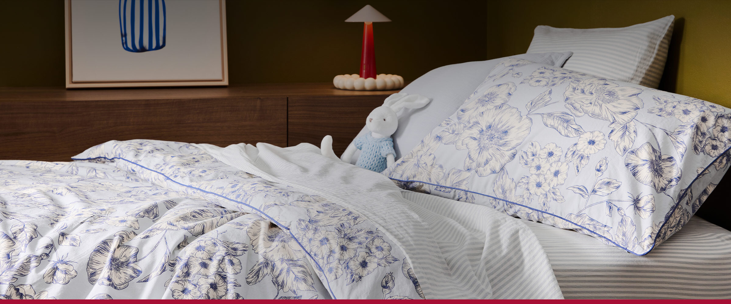Une chambre d'enfant aux couleurs et au motifs apaisants