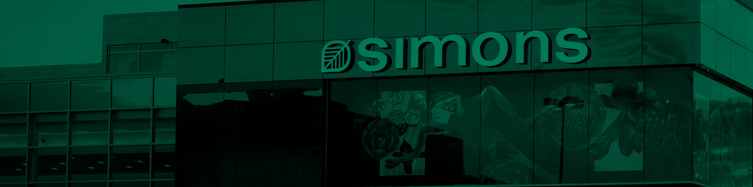 Green Simons store background