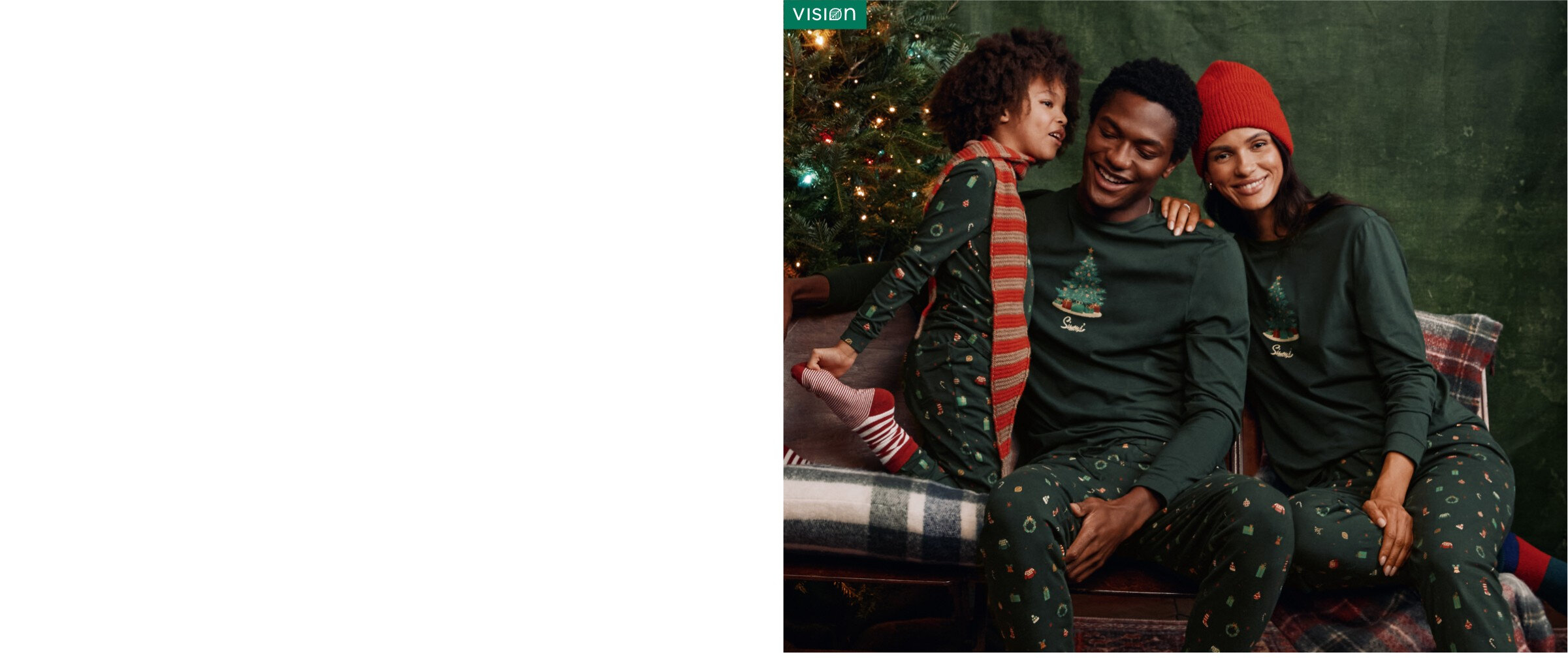 Femme, homme et enfant en pyjama