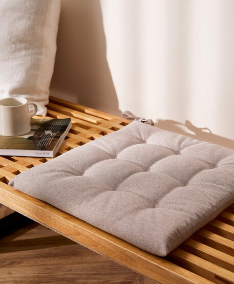 Tous nos coussins de chaise chez Simons Maison