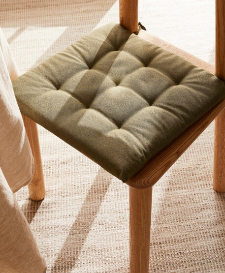 Tous nos coussins de chaise chez Simons Maison