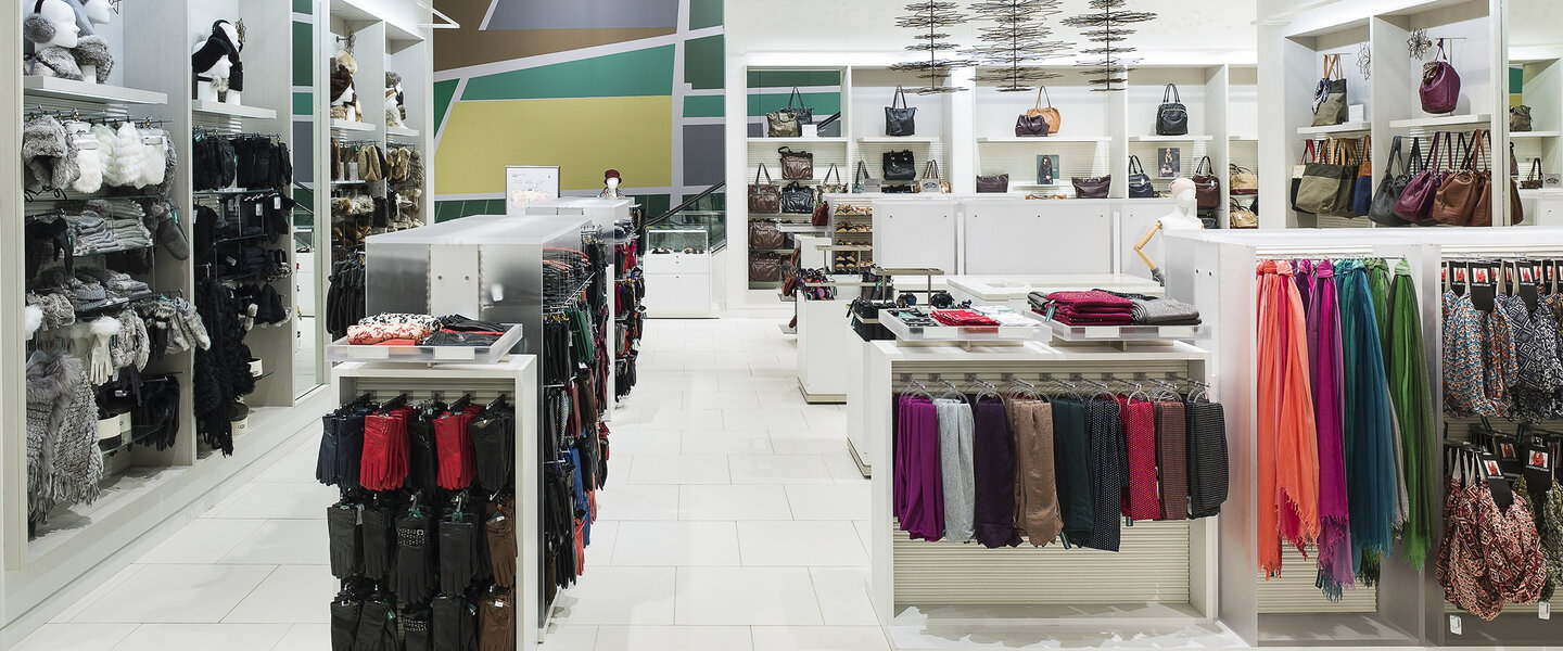 Simons store at Galeries d'Anjou