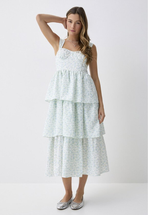 What to wear to a wedding