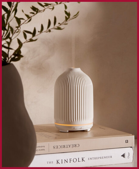 Tous nos soins pour le corps et fragrances chez Simons Maison