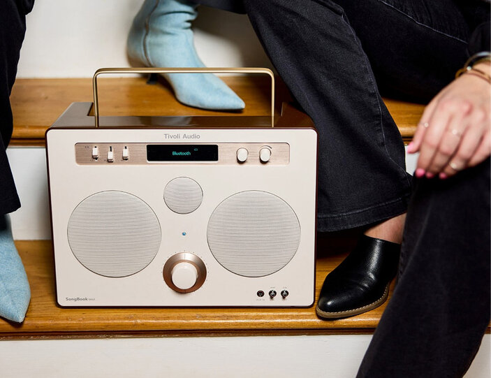 Tech & Audio Accessories