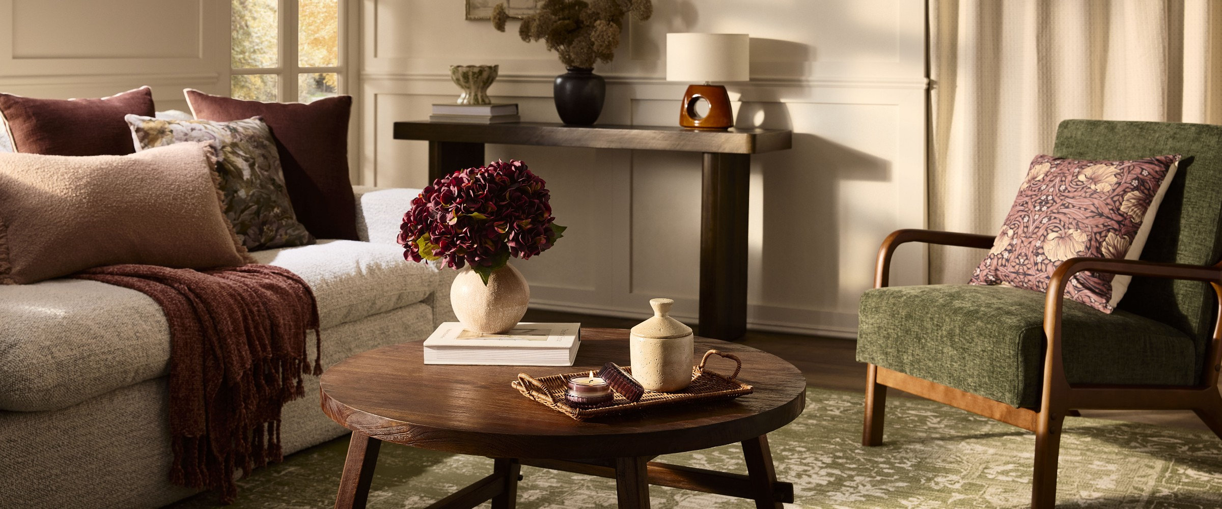 Romantic and bucolic living room