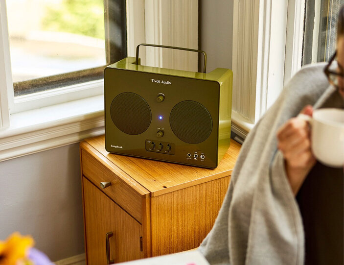 Tech & Audio Accessories